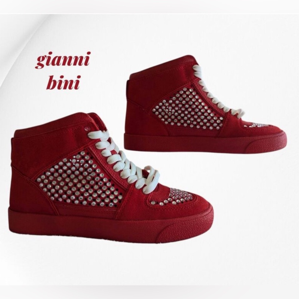 ❤️😍🥰Gianni Bini Red Studded High-Tops